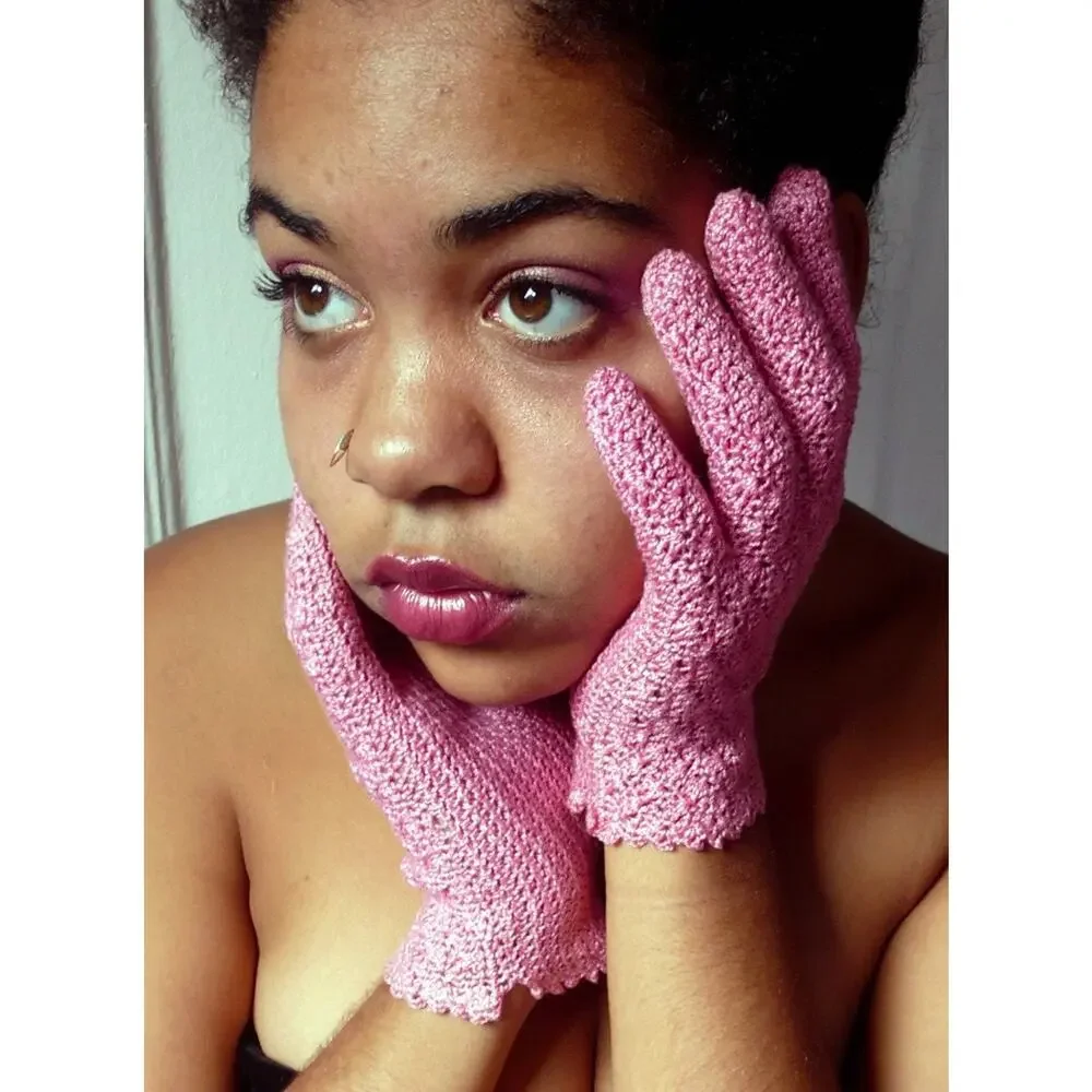 Vintage 1960's Crochet Pink Gloves
